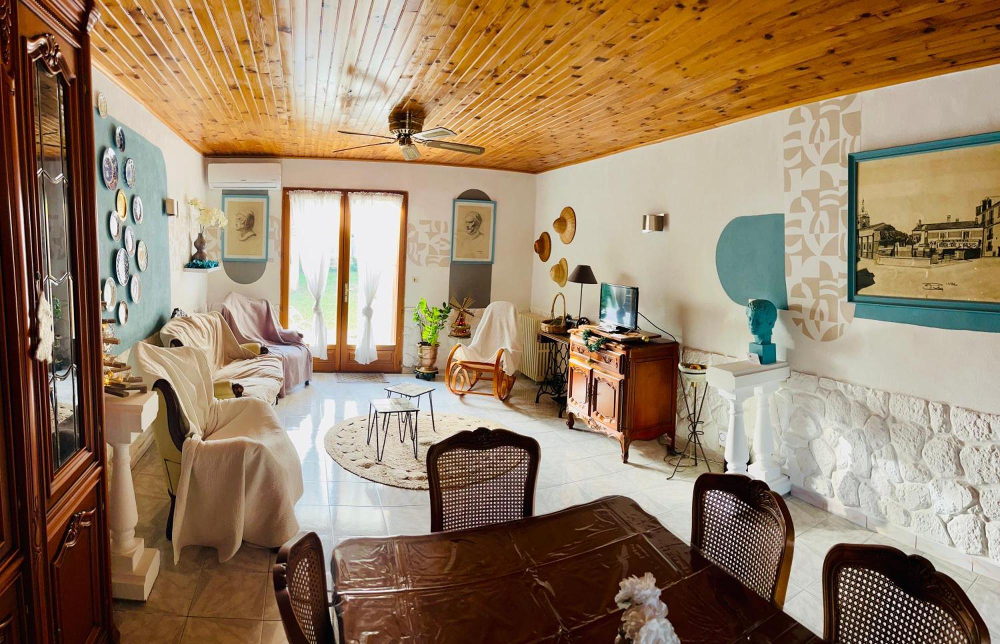 Paulette Holiday home